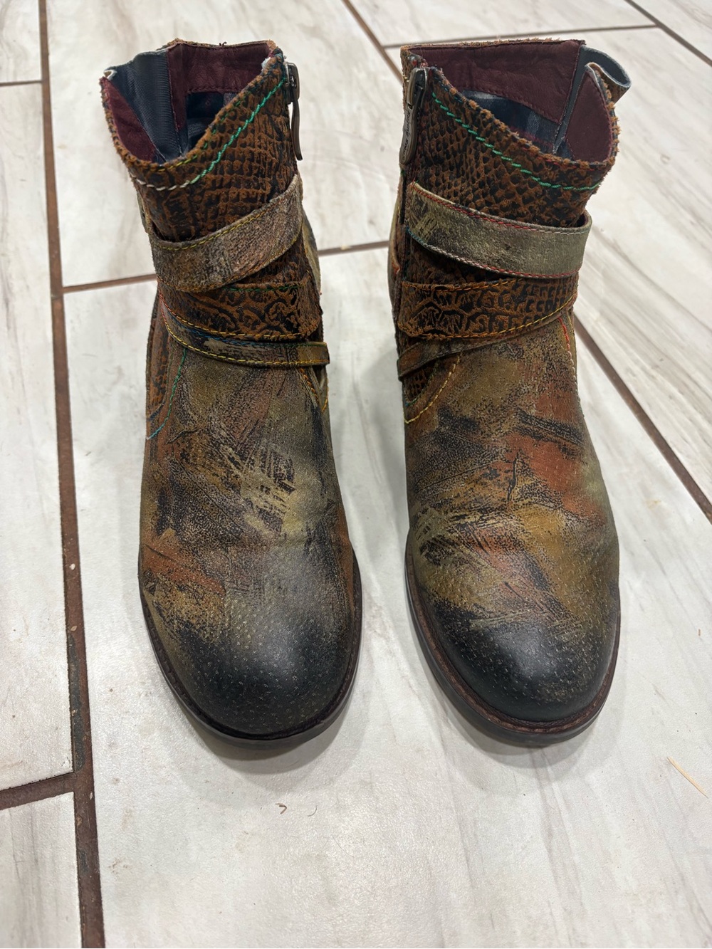 L’Artiste Spring Step Shazzam Hand Painted Leather Ankle Booties Size 40 US 9 - Picture 2 of 12